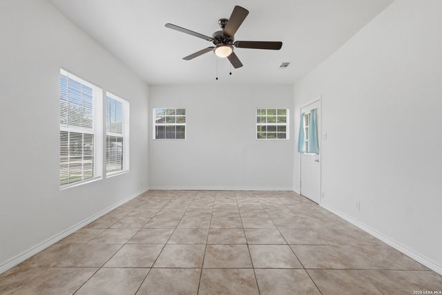 1030 W WINNIPEG AVE, San Antonio, TX 78225