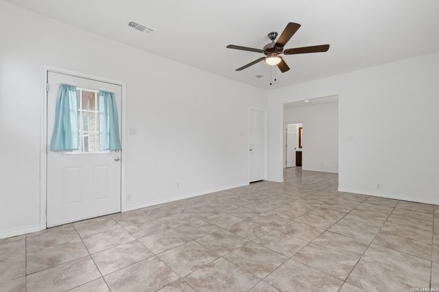 1030 W WINNIPEG AVE, San Antonio, TX 78225