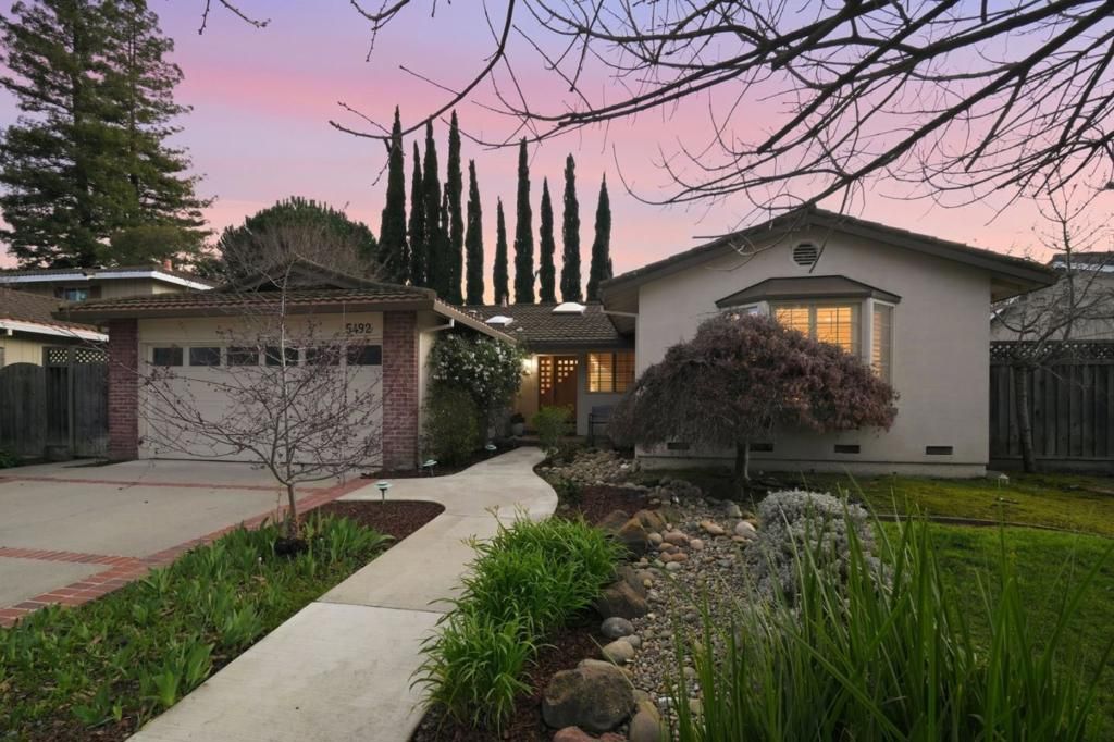 Image 1 of property listing at 5492 Castle Glen Avenue, San Jose, CA 95129