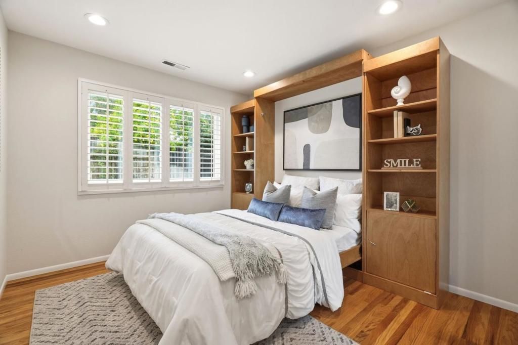 Image 21 of property listing at 5492 Castle Glen Avenue, San Jose, CA 95129