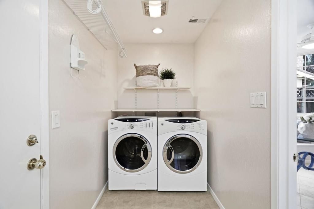 Image 24 of property listing at 5492 Castle Glen Avenue, San Jose, CA 95129