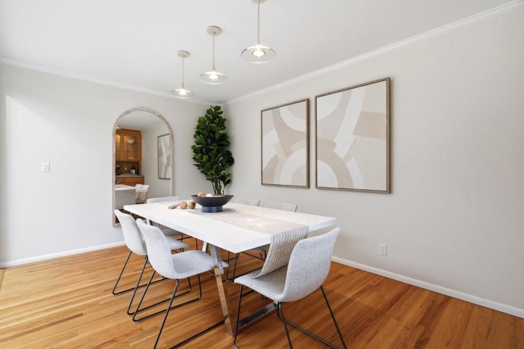 Image 7 of property listing at 5492 Castle Glen Avenue, San Jose, CA 95129