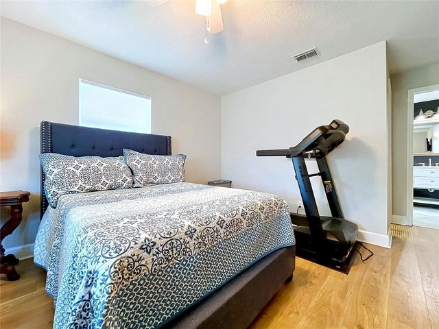 2210 ARBOR OAKS DRIVE, Valrico, FL 33594
