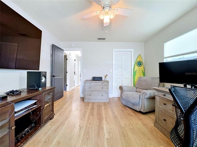 2210 ARBOR OAKS DRIVE, Valrico, FL 33594