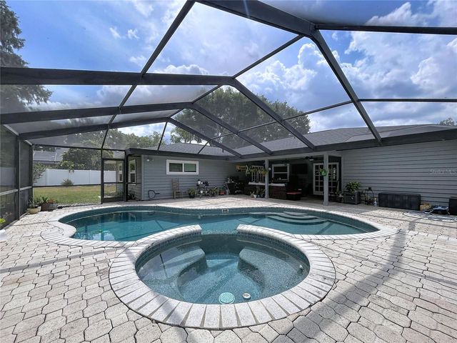 2210 ARBOR OAKS DRIVE, Valrico, FL 33594