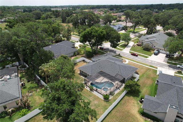 2210 ARBOR OAKS DRIVE, Valrico, FL 33594