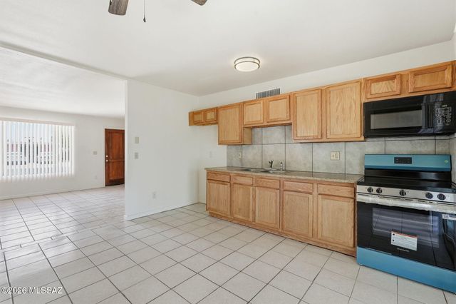 2127 E Nevada Street, Tucson, AZ 85706