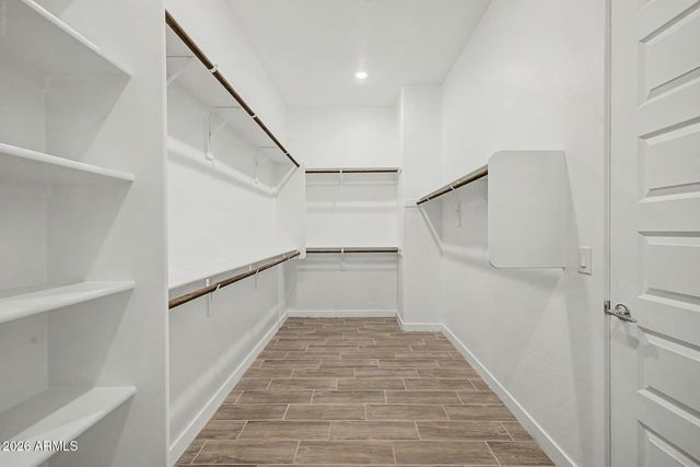 15024 W DESERT HOLLOW Drive, Surprise, AZ 85387