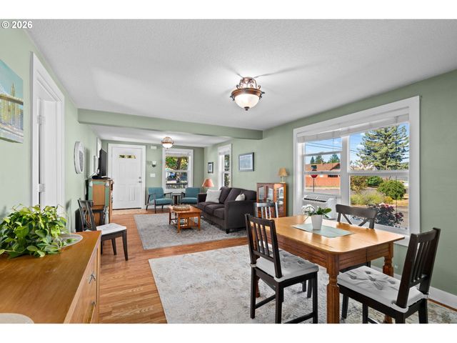 1701 16TH St, Oregon City, OR 97045