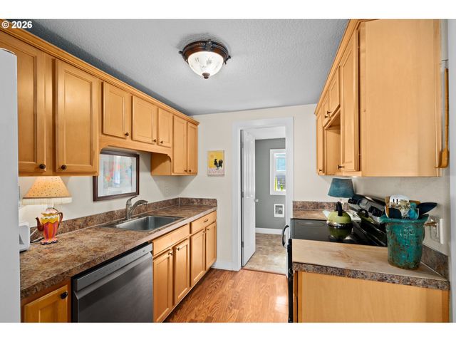 1701 16TH St, Oregon City, OR 97045