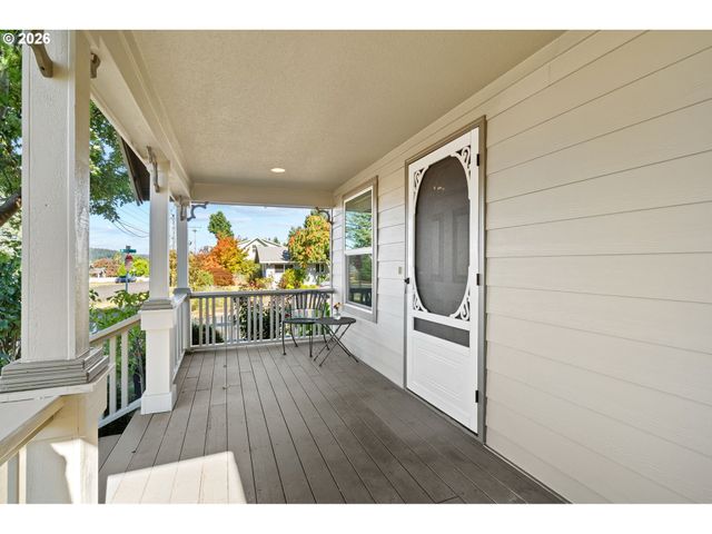 1701 16TH St, Oregon City, OR 97045