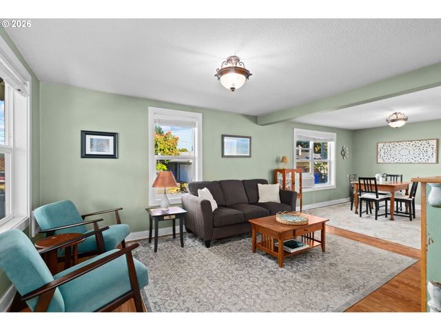 1701 16TH St, Oregon City, OR 97045