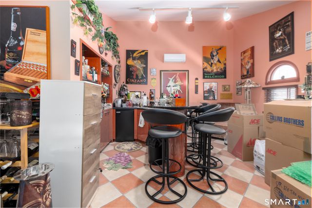 70 Pine Hollow Drive, Middlebury, CT 06762