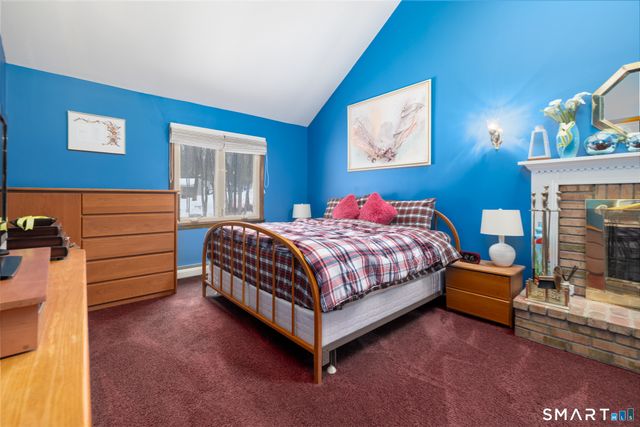 70 Pine Hollow Drive, Middlebury, CT 06762