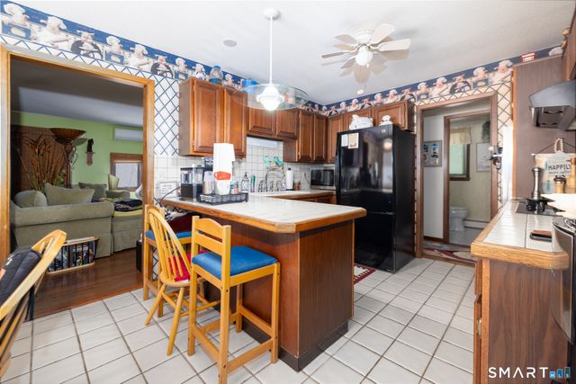 70 Pine Hollow Drive, Middlebury, CT 06762