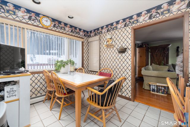 70 Pine Hollow Drive, Middlebury, CT 06762