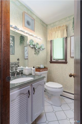 70 Pine Hollow Drive, Middlebury, CT 06762