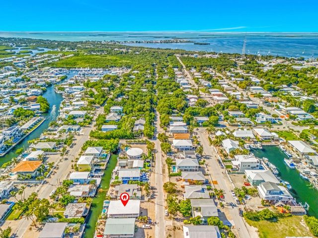 67 Coral Dr 1, Key Largo, FL 33037