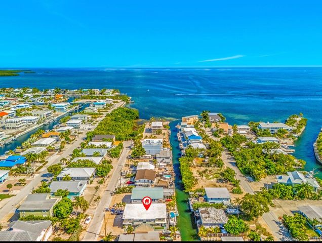 67 Coral Dr 1, Key Largo, FL 33037