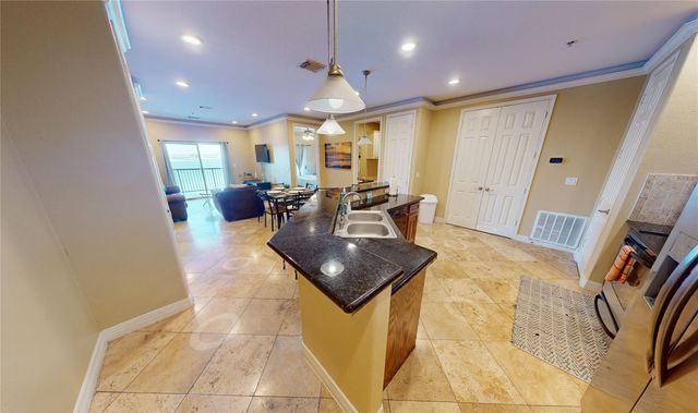 7039 Kingston Cove 307, Willis, TX 77318