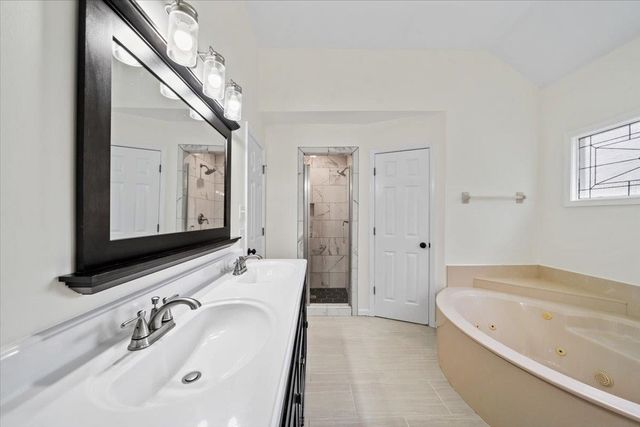 1078 HOLLY LEIGH CV, Collierville, TN 38017