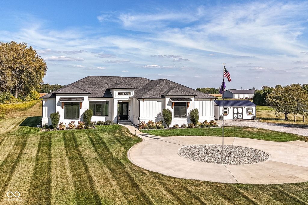 9271 N 400 E, Greenfield, IN 46140