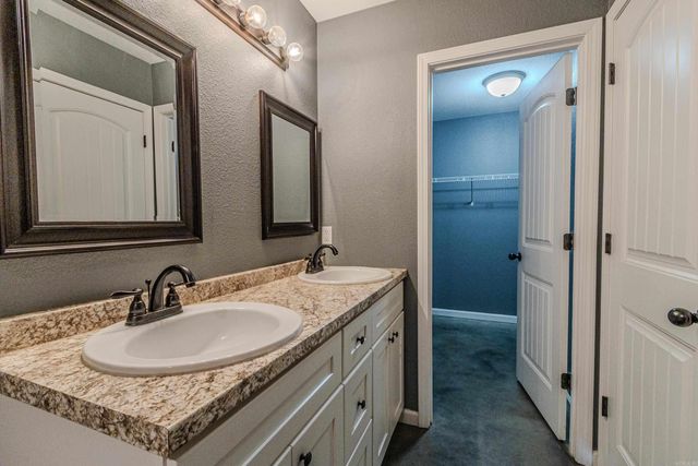 200 GAVIN Drive, Paragould, AR 72450