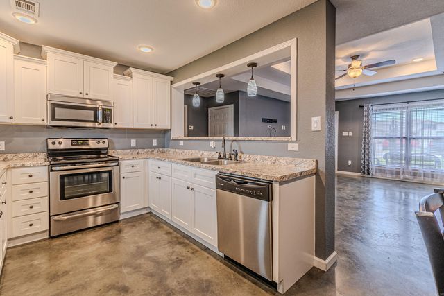 200 GAVIN Drive, Paragould, AR 72450