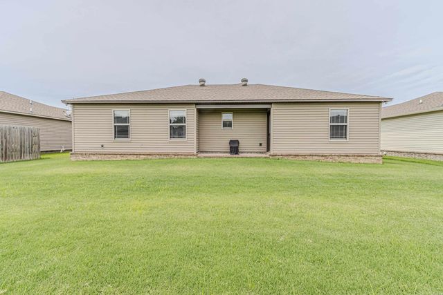 200 GAVIN Drive, Paragould, AR 72450