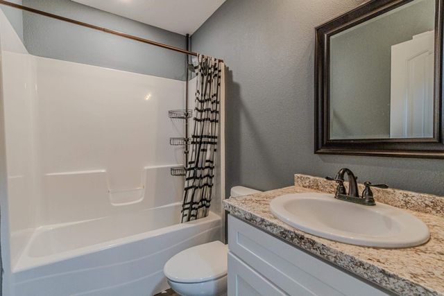 200 GAVIN Drive, Paragould, AR 72450