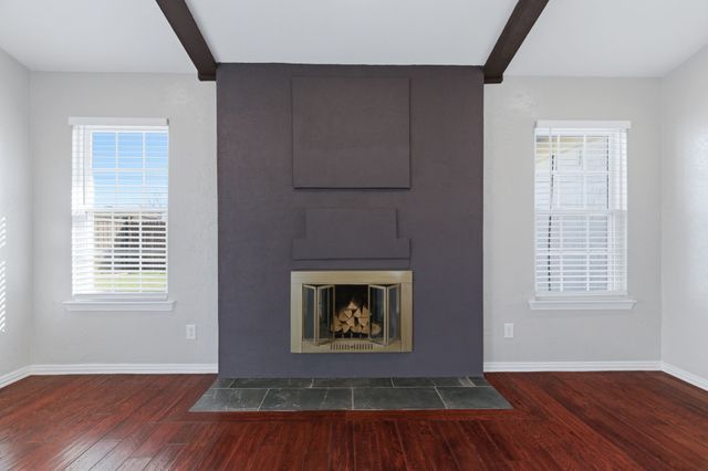 746 Red Wing Drive, Lewisville, TX 75067