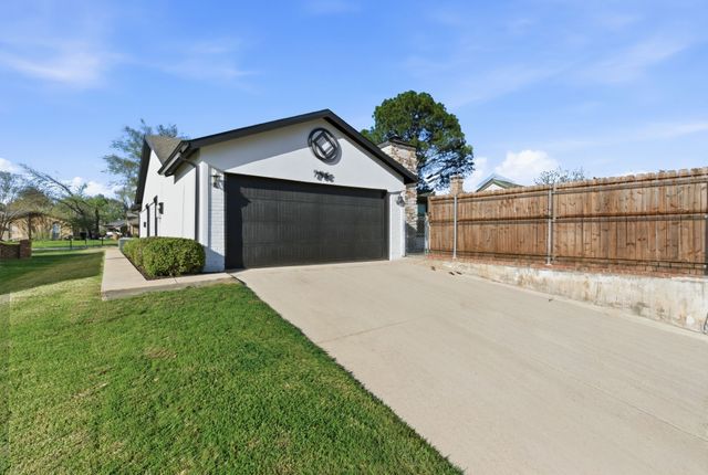 746 Red Wing Drive, Lewisville, TX 75067