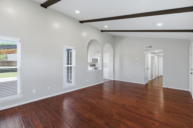 746 Red Wing Drive, Lewisville, TX 75067