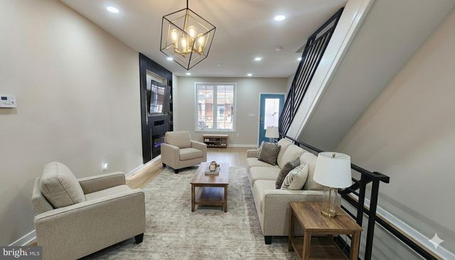 5532 OSAGE AVE, Philadelphia, PA 19143