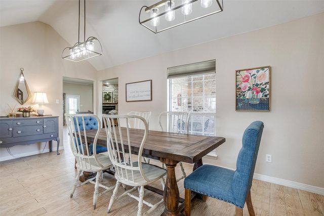 112 Tigers Eye Court, Weatherford, TX 76087