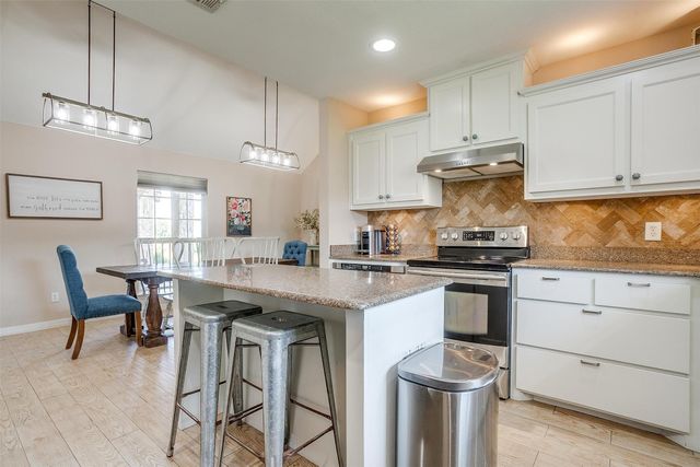 112 Tigers Eye Court, Weatherford, TX 76087