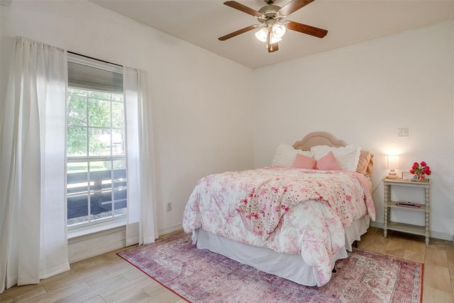 112 Tigers Eye Court, Weatherford, TX 76087