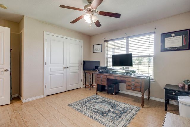 112 Tigers Eye Court, Weatherford, TX 76087