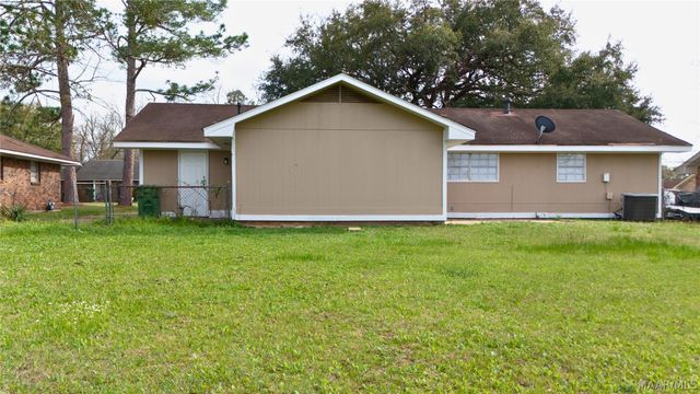 242 SMALLBROOK Drive, Montgomery, AL 36116