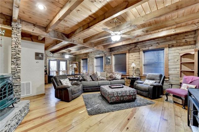 156 Bel Air Drive, Maysville, GA 30558