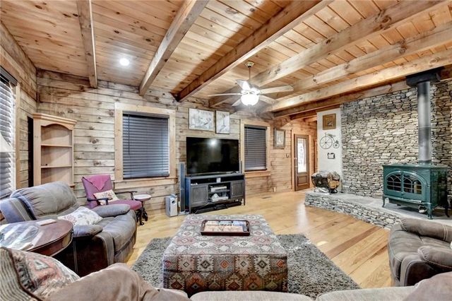 156 Bel Air Drive, Maysville, GA 30558