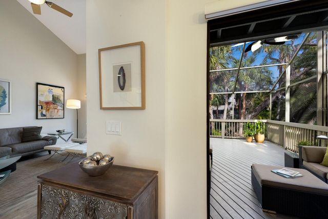 1479 LANDINGS CIRCLE 41, Sarasota, FL 34231