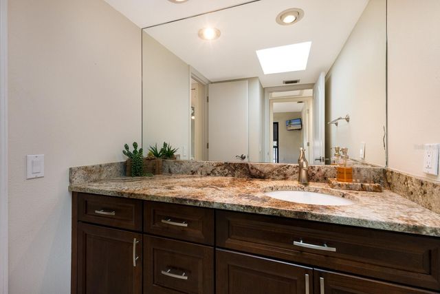 1479 LANDINGS CIRCLE 41, Sarasota, FL 34231
