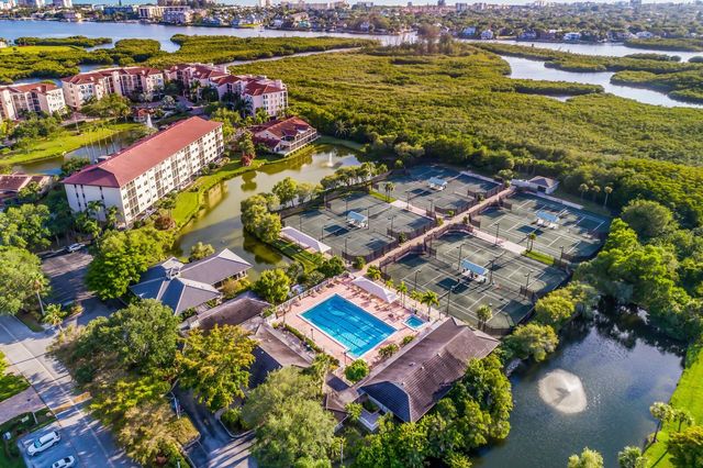 1479 LANDINGS CIRCLE 41, Sarasota, FL 34231