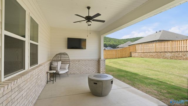8107 Goose Ridge Drive, Owens Cross Roads, AL 35756