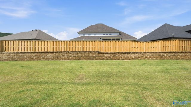 8107 Goose Ridge Drive, Owens Cross Roads, AL 35756