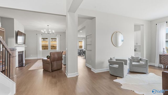 8107 Goose Ridge Drive, Owens Cross Roads, AL 35756
