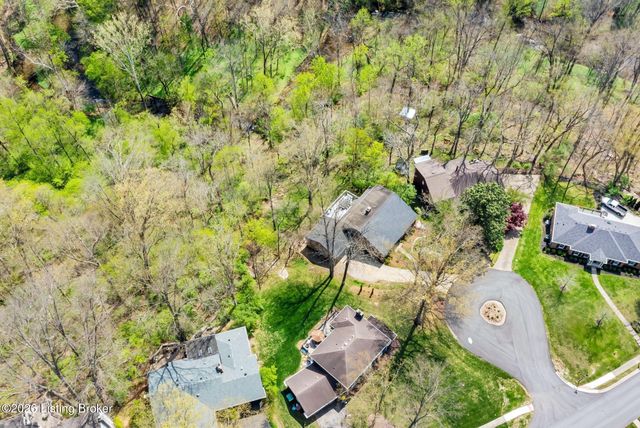 3601 Falls Bluff Ct, Louisville, KY 40241