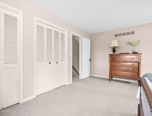 3601 Falls Bluff Ct, Louisville, KY 40241