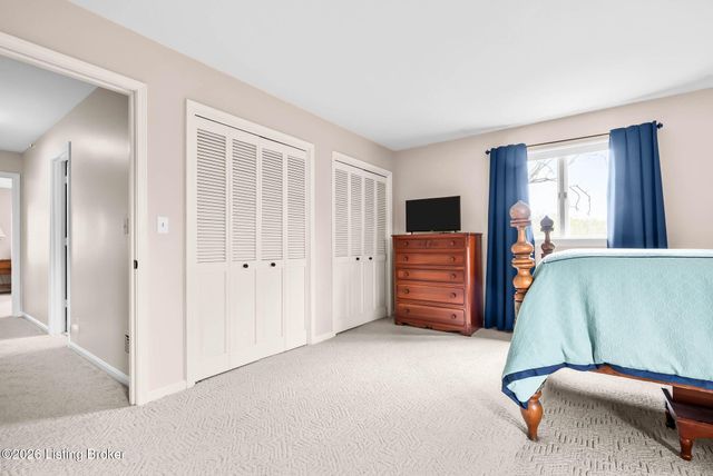 3601 Falls Bluff Ct, Louisville, KY 40241